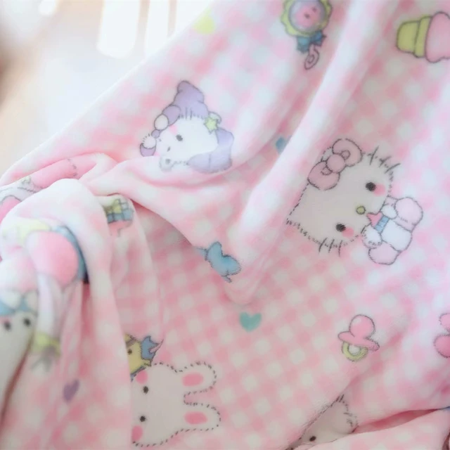 Manta de franela rosa de 200x200cm, manta cálida, colcha de Anime japonés, funda gruesa para cama, decoración para habitación, regalo para niña 3