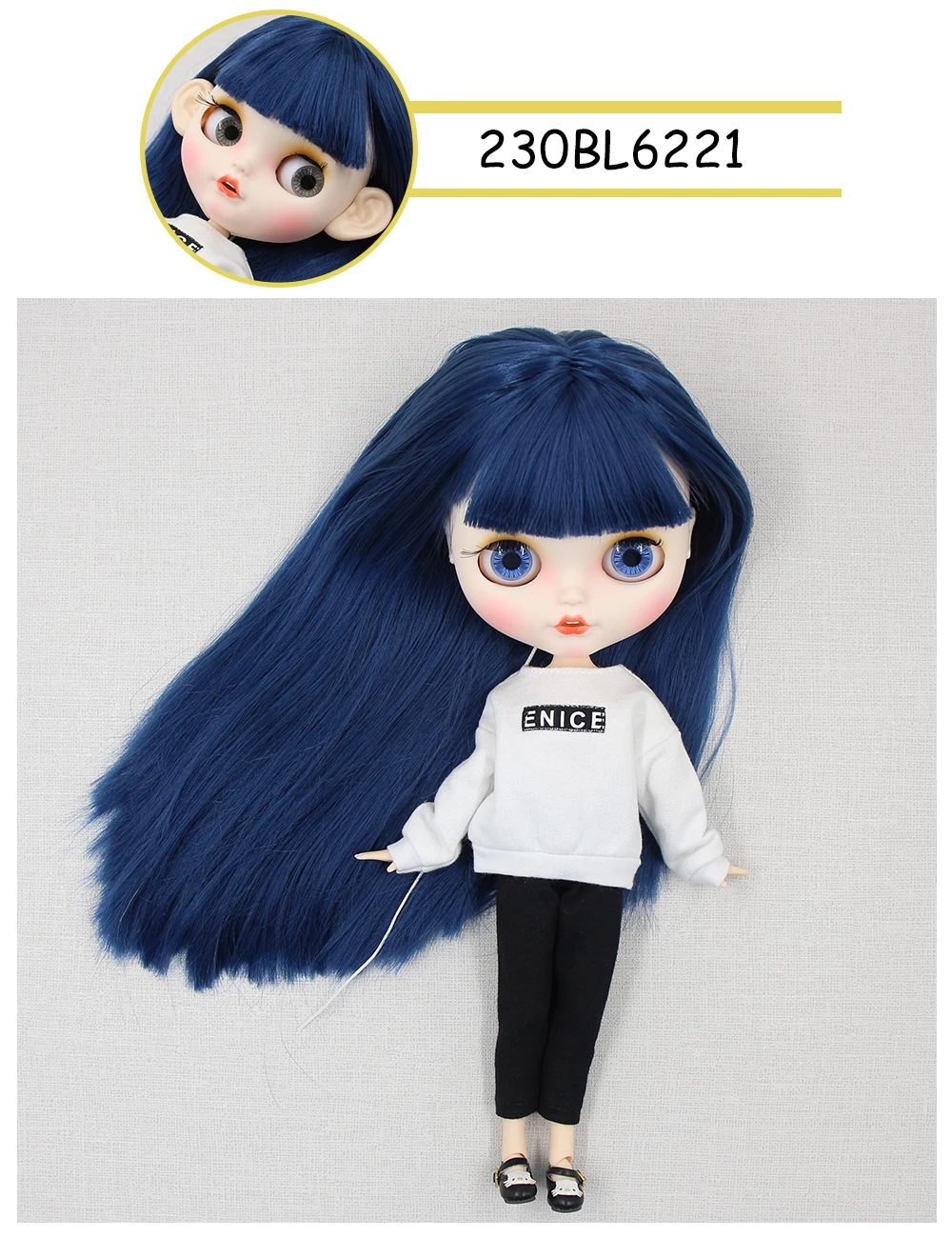 Grace – Premium Custom Neo Blythe Doll with Blue Hair, White Skin & Matte Smiling Face 1