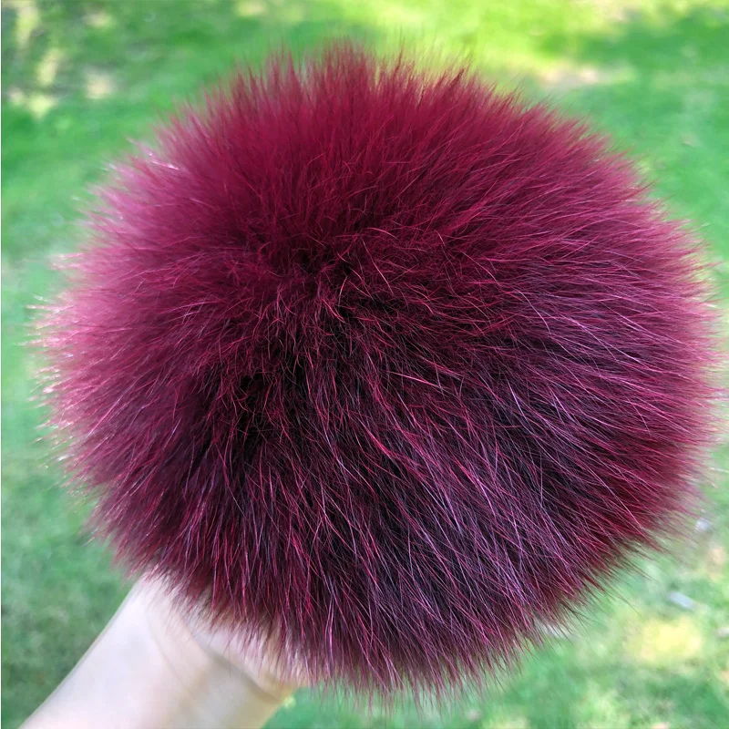 13 15 cm DIY Natural Color Real Raccoon Fur Pompoms For Bags Knitted Beanie Cap Hats Genuine fox fur Pom pom grey skully hat Skullies & Beanies