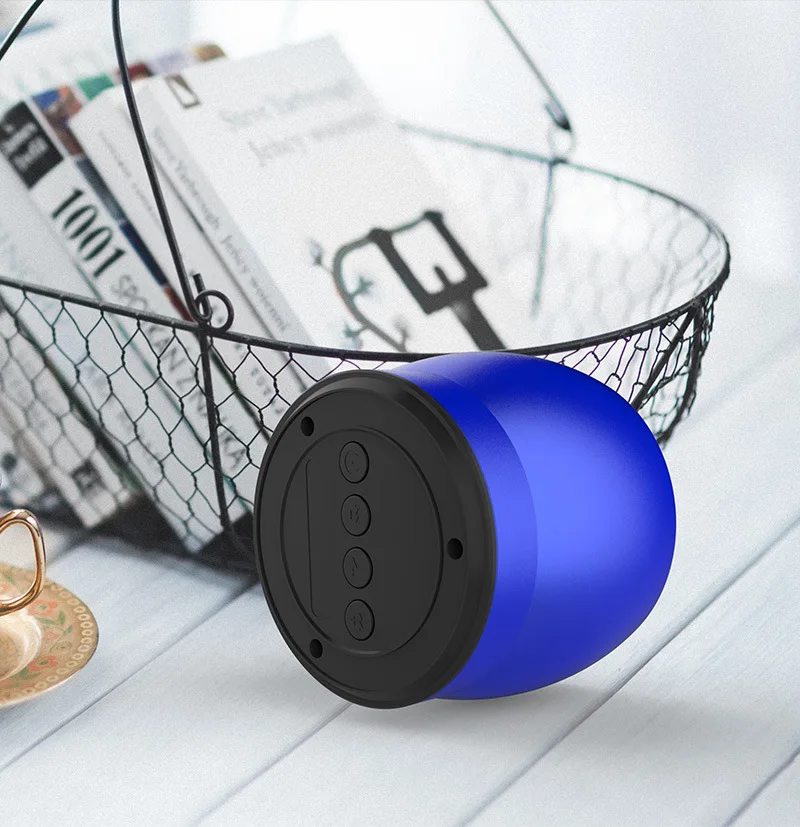 Беспроводной bluetooth-динамик маленький стальной спикер Портативная карта мини открытый сабвуфер маленький стальной спикер