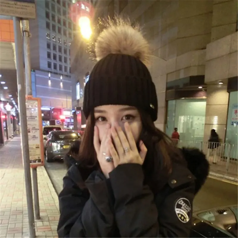 

Fashion Wool Knitted Pom Poms Hat Women Winter Hat Beanies Female Caps Outdoor Sport Hats New Arrival