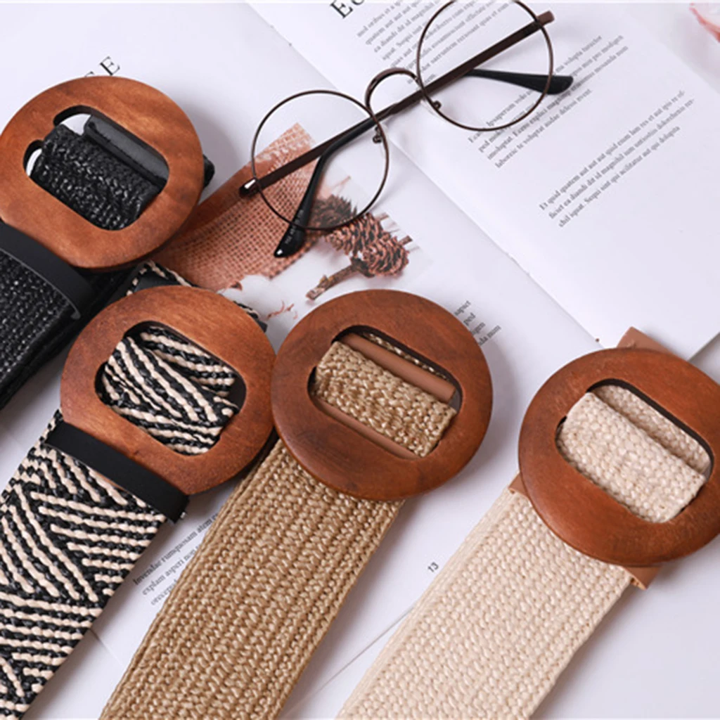 Women Braided Straw Waistband Cinch Belt with Round Wooden Buckle