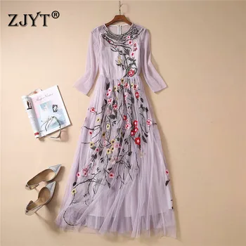 

2020 New Spring Fashion Long Runway Dress High Quality Women's Elegant Floral Embroidery See Through Sexy Tulle Maxi Party Dress