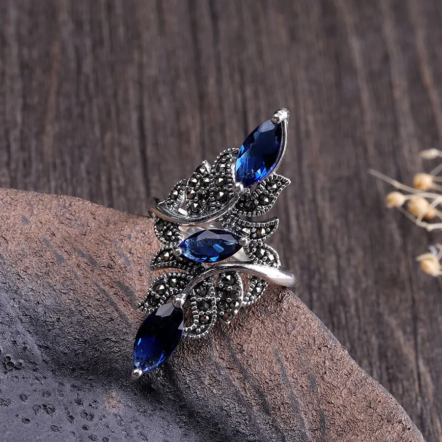 2025 Delicate Rhinestones Zircon Rings for Women Accessories Statement Jewelry Fashion Wedding Band Bridal Gift ring jewelry