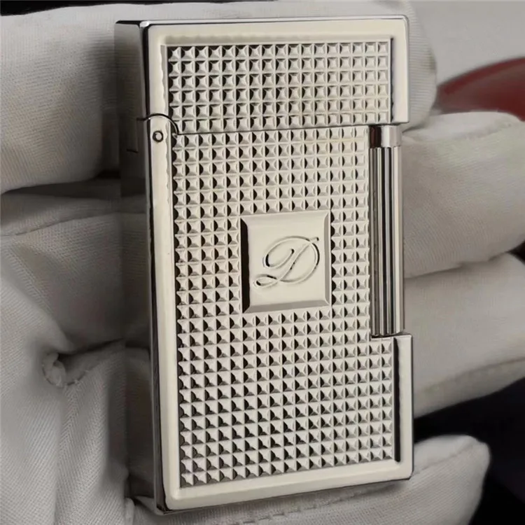 

S.T Memorial D upont lighter Bright Sound! New In Box Serial number TH41
