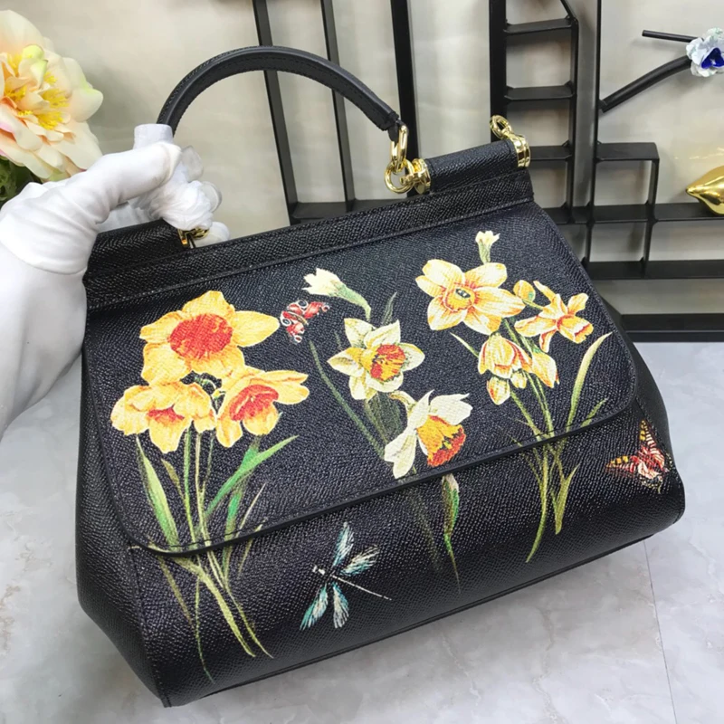 

luxury brand handbags high quality Tulip flowers and butterflies shoulder diagonal cross bag female 2019 new tide black flowers