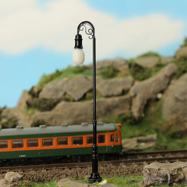 10pcs OO HO N Scale Lamp Post Single Head Street Lights Model Railway LED Warm White LQS71