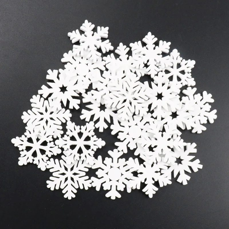 

20Pcs Wooden Christmas Snowflake Natural Scrapbooking Craft For Embellishments Handmade DIY Handicraft Decoration 25-35mm