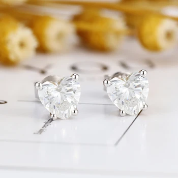 

Transgems 14K 585 White Gold 2CTW 6.5mm F Color Heart Shape Moissanite Stud Earrings For Women Push Back Christmas Gifts