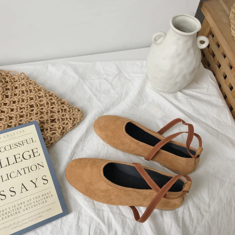

Best-selling classic style fashion retro comfortable non-slip wear-resistant soles elegant simple ladies flat shoes W33-90