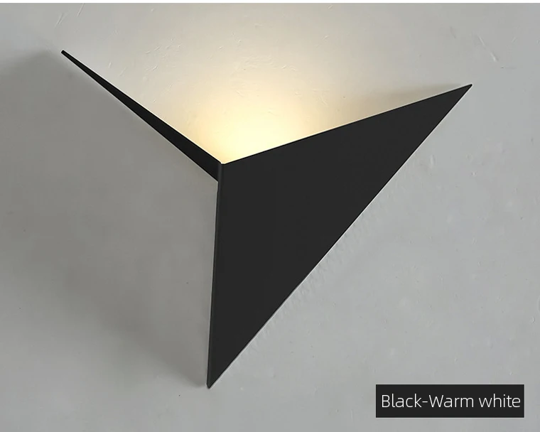 triangle-wall-light-0015_02