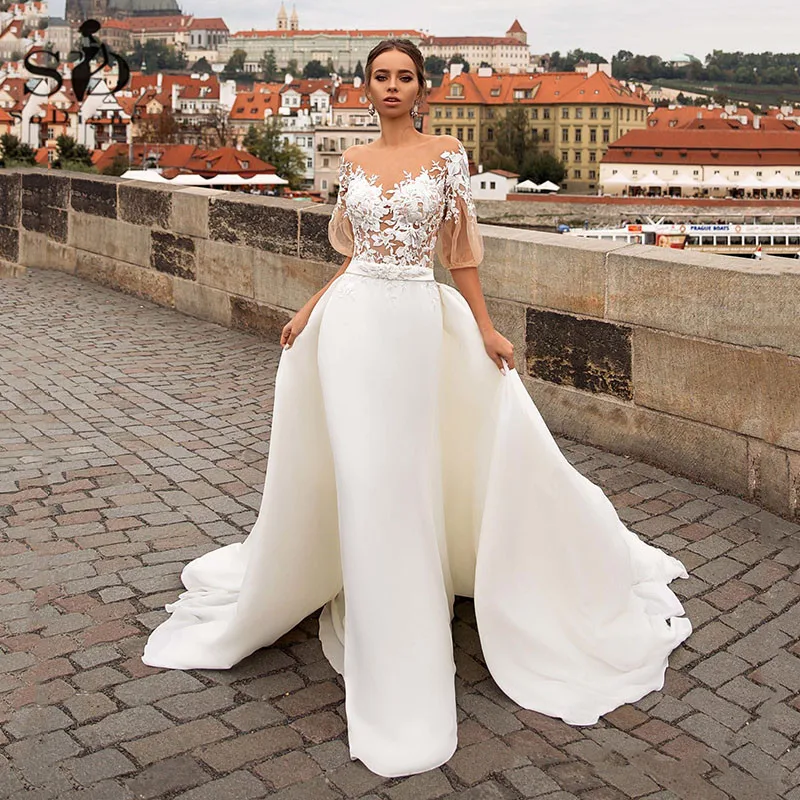 

Boho Satin Wedding Dress With Detachable Tail Ivory Lace Appliques Beach Bridal Dress With Half Sleeves wedding Gowns