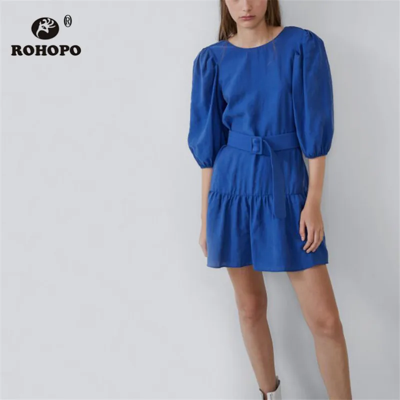 ROHOPO платье с коротким рукавом и круглым воротником гофрированное синяя черная