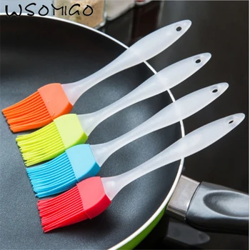 

1pcs Kitchen Gadgets Silicone Oil Brush Bakeware BBQ Brush Pastry Bread Oil Cream Brush for Kitchen Accessories Basting Tools-S