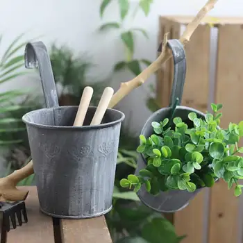 

2pcs Iron Flower Pots Wall Hanging Plant Holder Balcony Hanging Pots Succulent Basket Home Garden Decor