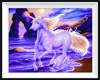 

5D Round Diamond Painting Horse 45x35cm Cross Stitch Kit Embroidery Rhinestone Home Decor Needlework