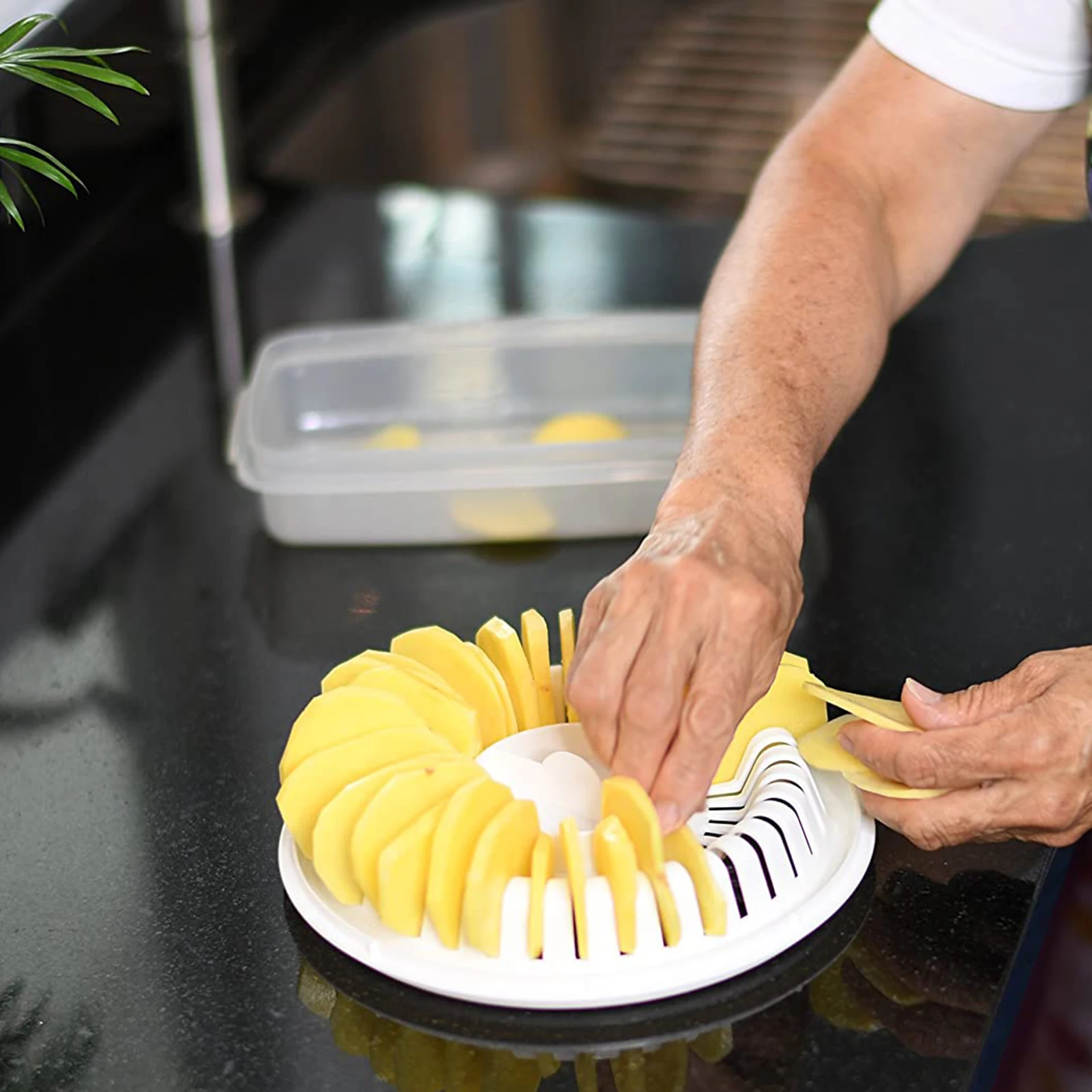 Microwave Oven Kitchen Potato Fruit Crisp Chip Maker Slicer Baking Tray Tool Kitchen DIY Slicer Oven Fat Free Potato Chips Set