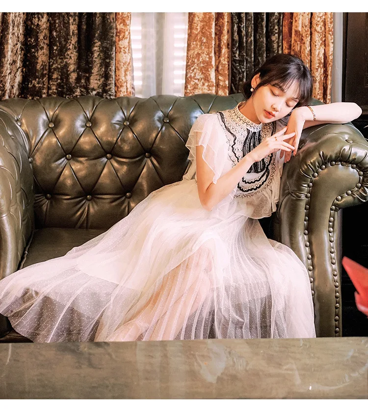 

France Non-mainstream Flounced Retro Lace Gauze Embroidery Fairy Dress