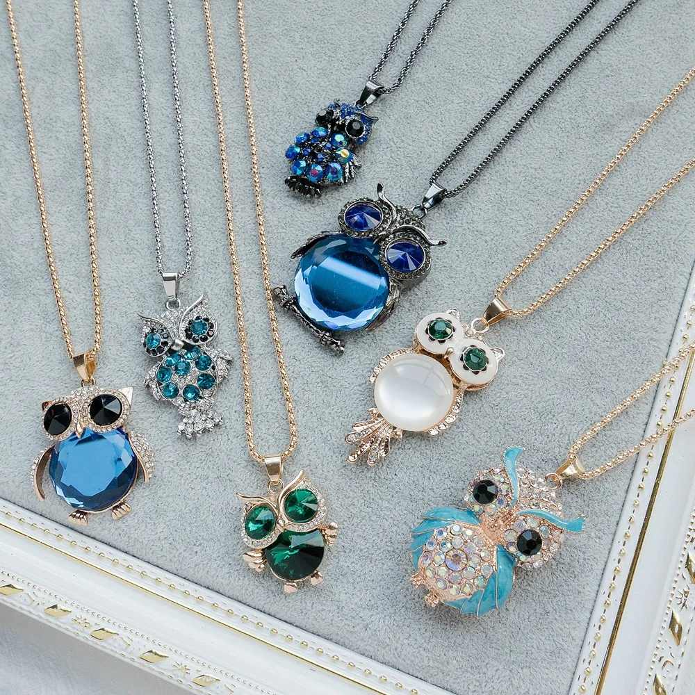 

New Retro Owl Rhinestone Crystal Long Necklace Chain Sweater Chain for Women Accessories Fashion Jewelry Gift