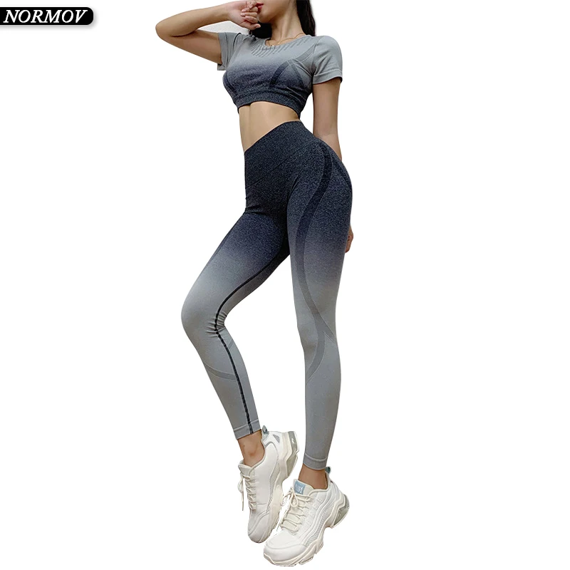 

NORMOV Women Workout Suit Slim O Neck Short Sleeve Tops High Waist Ankle Length Leggings Gradient Print Fitness Female Suit
