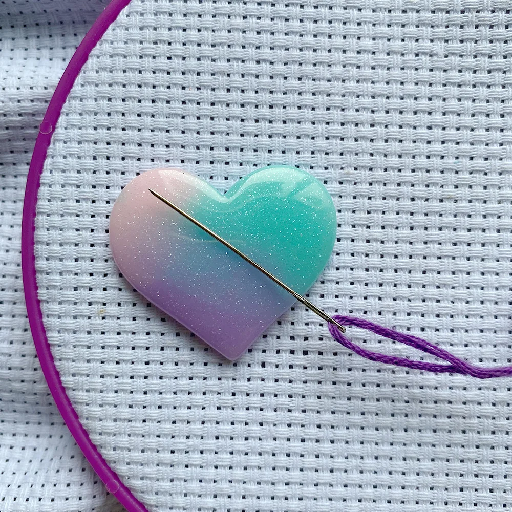 Heart Macaron Needle Minder Cross Stitch Magnetic Magnet Pin Holder |