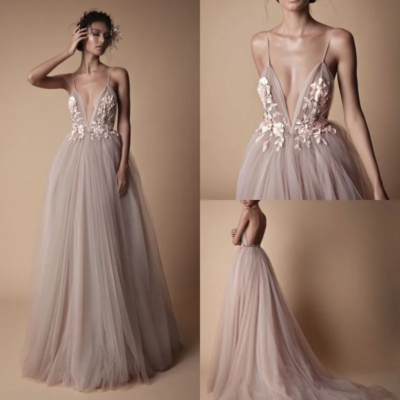 

2020 Evening Dresses Spaghetti Straps Lace Appliques Special Occasion Gowns Sexy Backless Sweep Train A Line Prom Dress