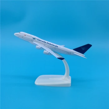 

16cm Indonesian Airlines Boeing 747 Simulation Static Solid Metal Airplane Model Indonesian B747 Aviation Gift Collection Toys