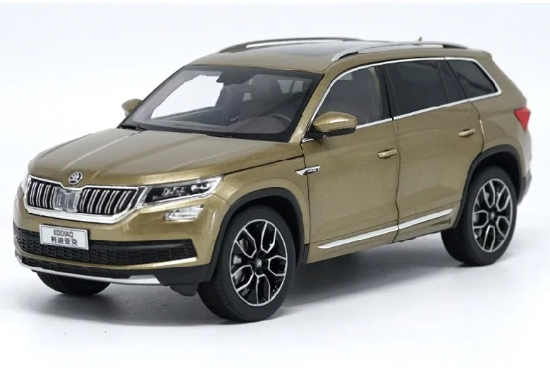 1/18 Skoda KODIAQ SUV литая под давлением металлическая модель автомобиля игрушка для детей подарки на день рождения Коллекция игрушек оригинальная коробка - Цвет: Go ld