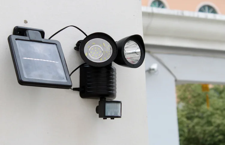 Стиль 22led Солнечная двуглавая инфракрасная Сенсорная лампа прожекторы Водонепроницаемая наружная дворовая лампа уличная лампа