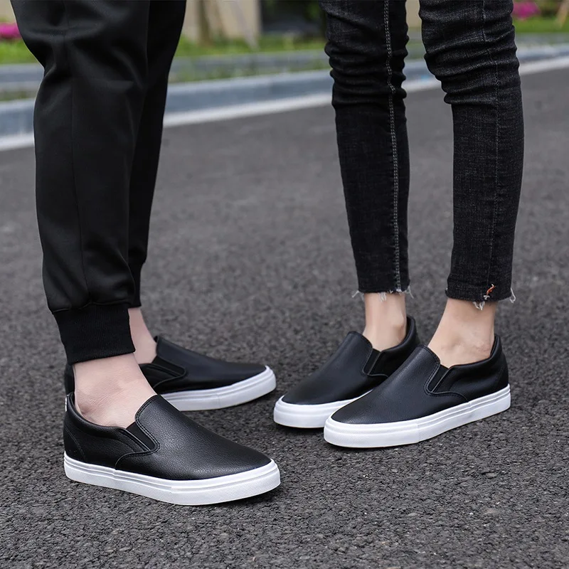Fashion Cool Young Men Street Shoes Soft Mens Casual Shoes Brand Loafers Male  Footwear Black White Shoes KA3764