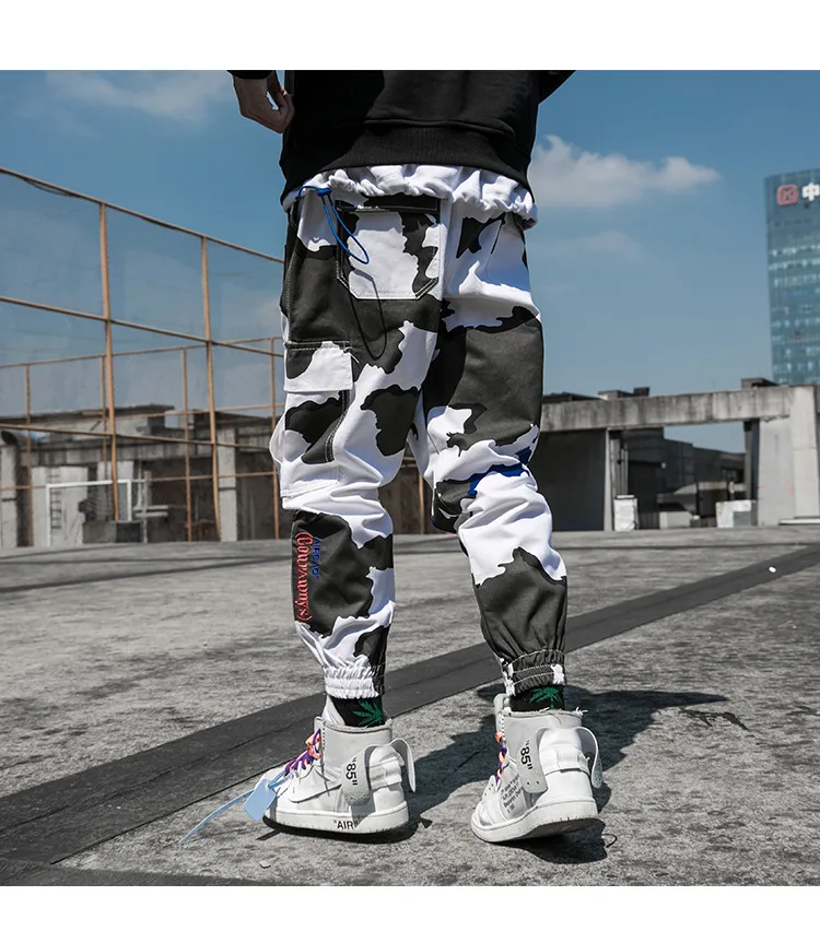 9532833909_281682396