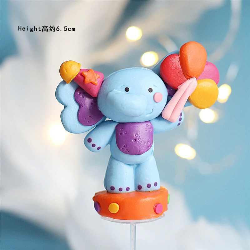Train Bear Rabbit Circus Clown Lion Cake Toppers Elephant Birthday Party Supplies Straw Bow Kid Baking Supplies Love Gifts - Цвет: Elephant A