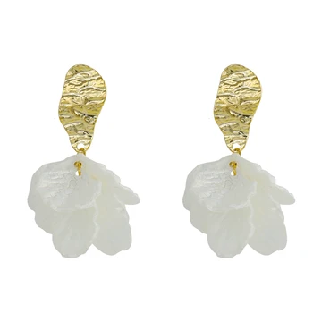 

VE-10 Korean White Shell Crack Flower Petal Drop Earrings For Women 2020 New Cute Sweet Irregular Earrings Trendy Jewelry Gift