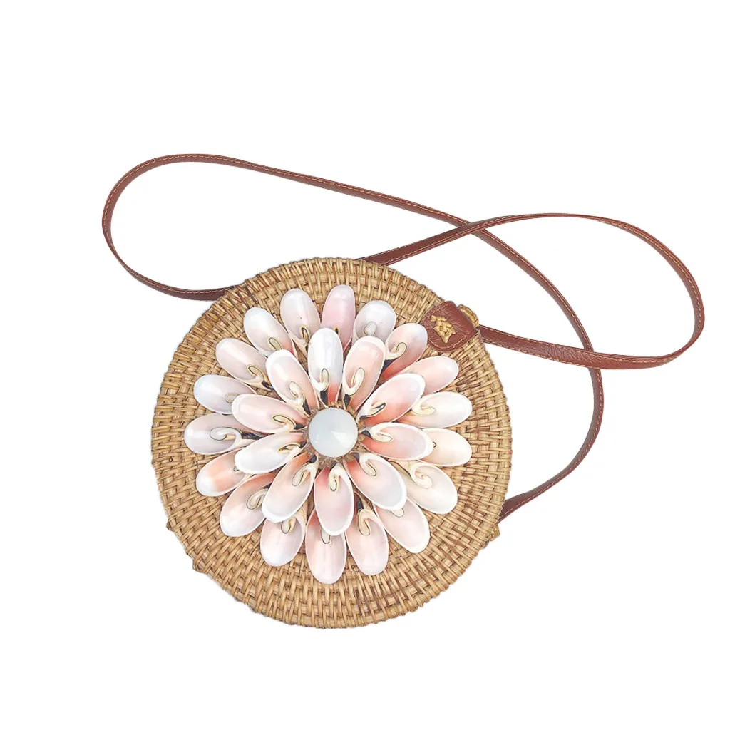 

Straw Bag For Women Rattan Handbags Summer Beach Bohemia Circle Handwoven Round Retro Shell Rattan Straw Beach Crossbody Bag