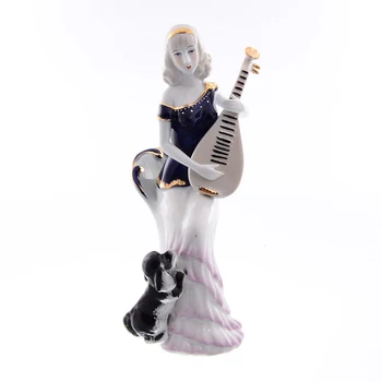 

Figurine Royal Classics ceramic 25cm