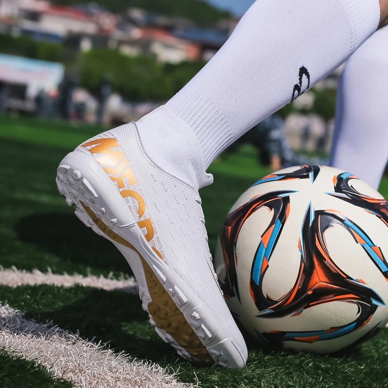 Для мужчин Футбол Бутсы спортивный для футбола обувь новые кожаные ботильоны на высоком каблуке футбольные бутсы Футбол тапки для мини-футбола обувь