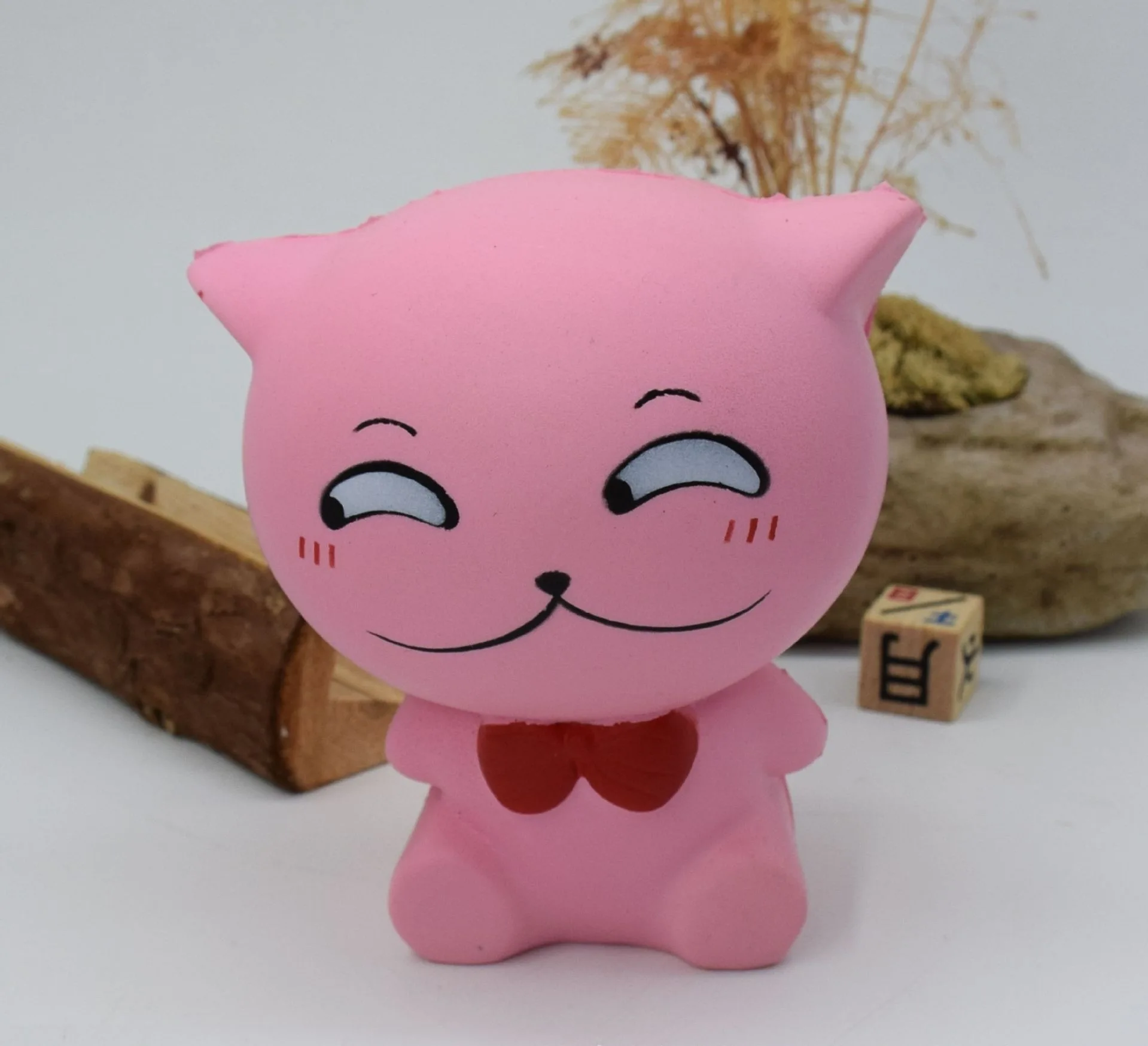 Стиль Мягкая модель бабочка кошка офис снижение давления игрушка Pu пены памяти Япония конфеты игрушка