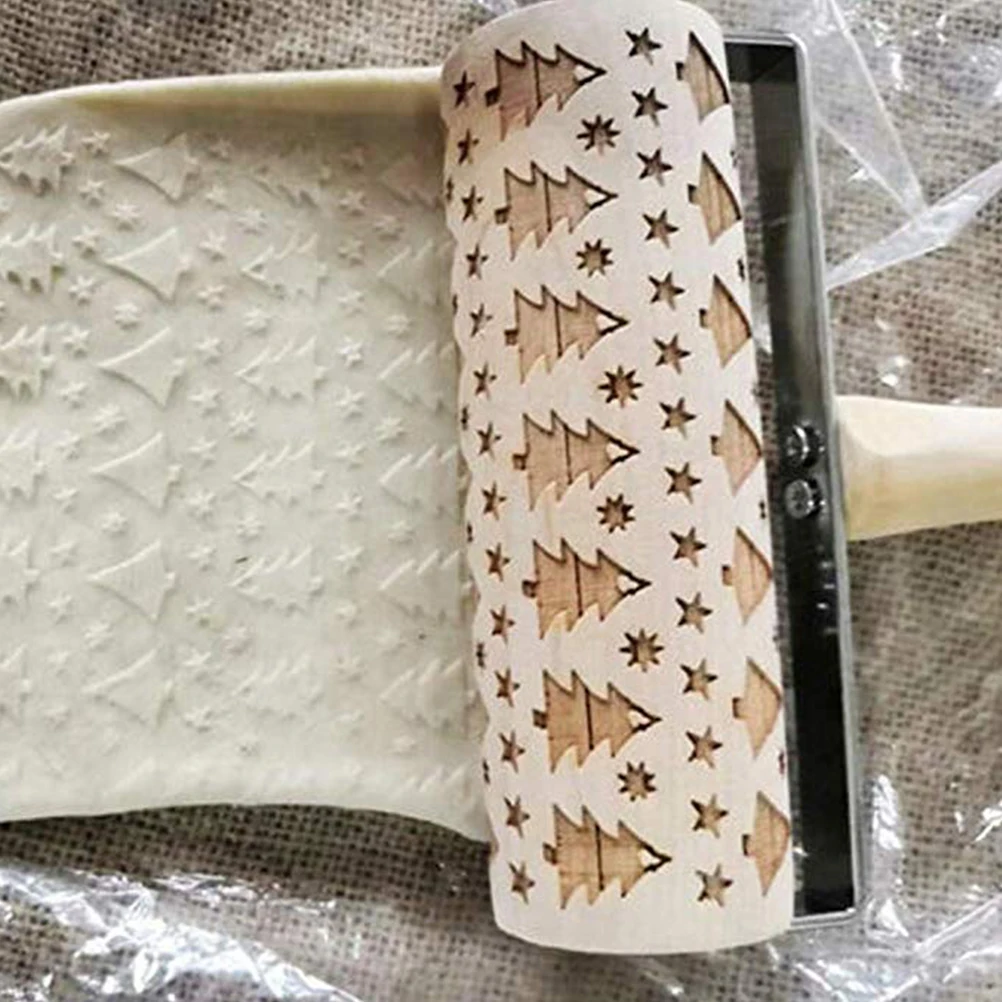 1pcs Wooden Christmas Rolling Pin for Baking Snowfake Embossed Kitchen Tool for Making Cookie Pizza Pastry Bread Suger