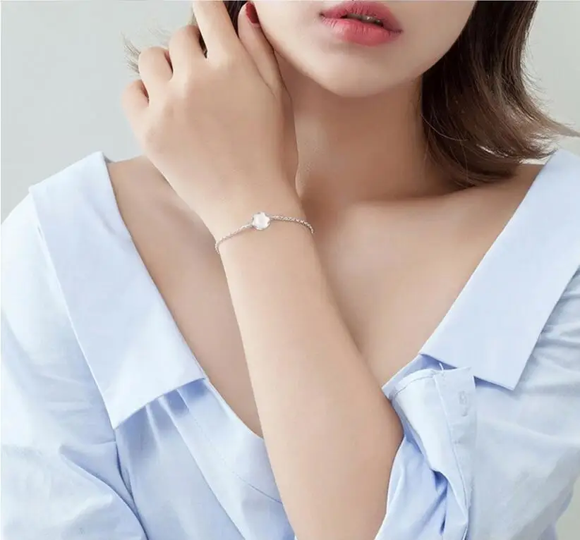   ü  Į    &  pulseira