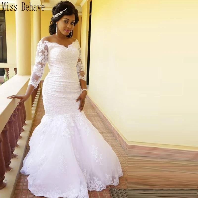 plus lace wedding dress