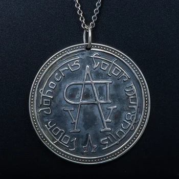 

Game OfThrones 925 Sterling Silver Faceless Men Coin Necklace Pendant Women Sweater Necklace Men Jewelry Gifts Cosplay Props