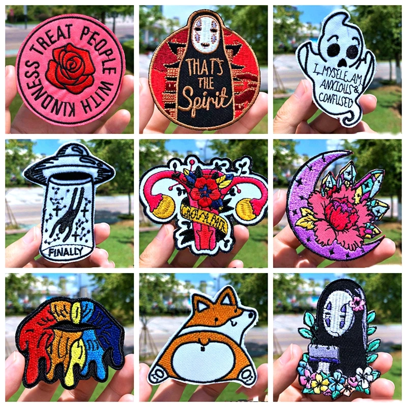 

Prajna Cartoon Anime Patches Skull Flower Embroidered Patches For Clothing DIY Stripes Applique Iron On Patches On T-shirt Cloth