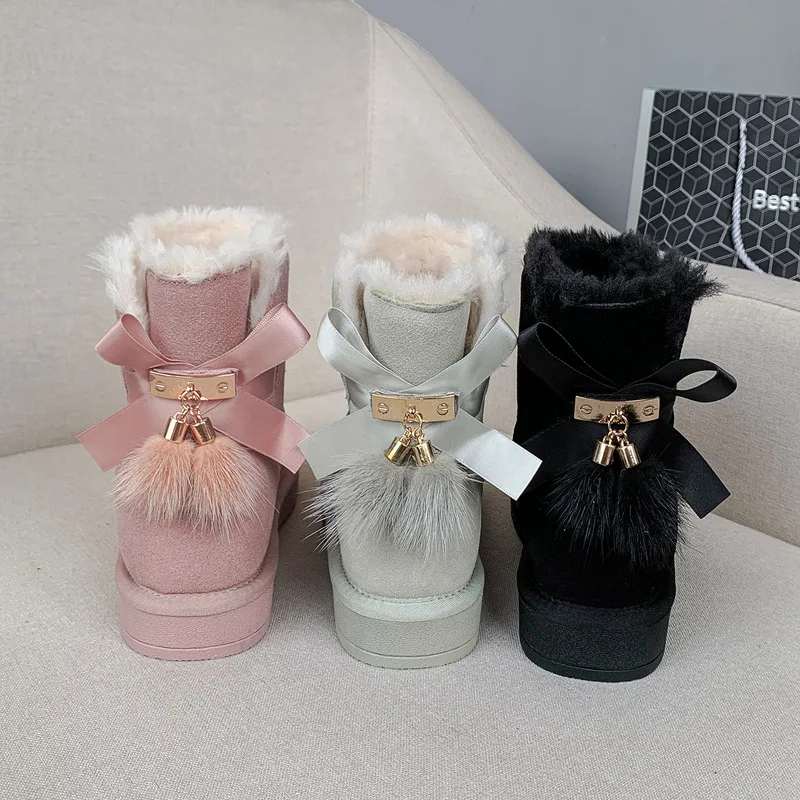 

2019 Winter New Style Sheep Fur Snow Boots Women's Anti-slip Warm Thick Fluffy Shoes Bow Short Short Boots
