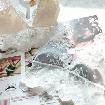 

2020 Spring and Summer New Simple Sexy Vest without Steel Ring French Lace Bra Soft Breathable Underwear Women Set