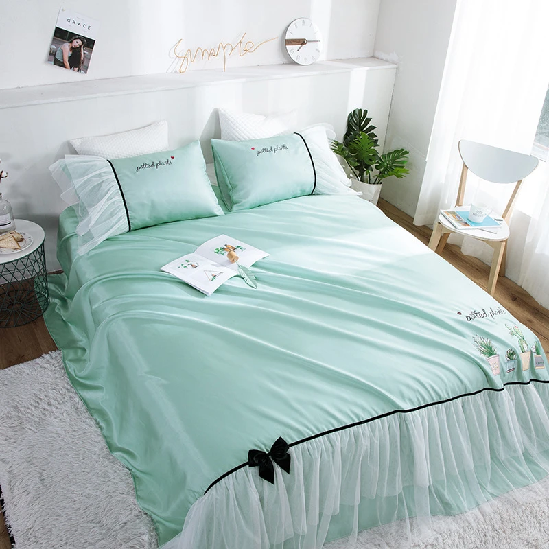 Zomer Kleine Verse Beddengoed Ijs Zijde Mat Kan Worden Machine Gewassen Lace Edge Bed Rok Koele Mat Opvouwbare Comfortabele En ademend Zomer Kleine Verse Beddengoed Ijs Zijde Mat Kan Worden Machine Gewassen Lace Edge Bed Rok Koele Mat Opvouwbare Comfortabele En ademend