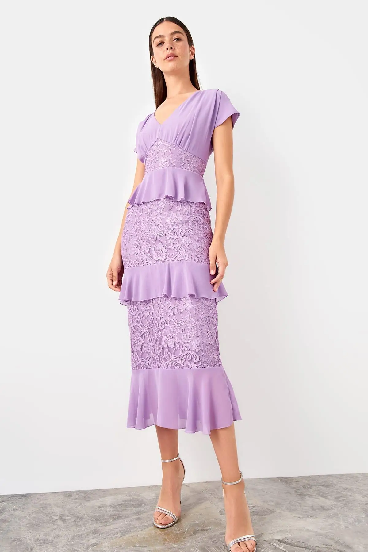 

Trendyol Lilac Lace Detail TPRSS19UT0201