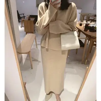 

Winter Solid Skirt Two Piece Sweater Set Women Batwing Sleeve Sweater Midi Skirt Knitted Suits O-Neck Jumper Outfits
