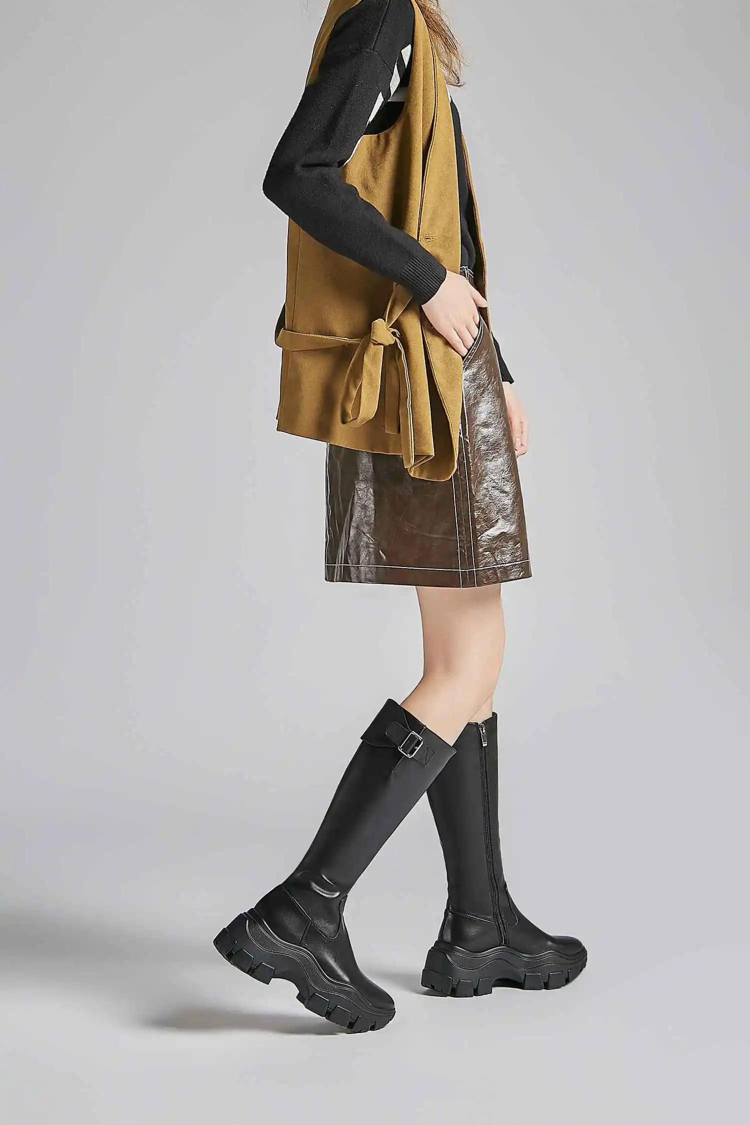 krazing pot cow leather motorcycles boots thick bottom high heels zipper metal buckle fasteners keep warm mid-calf boots L16