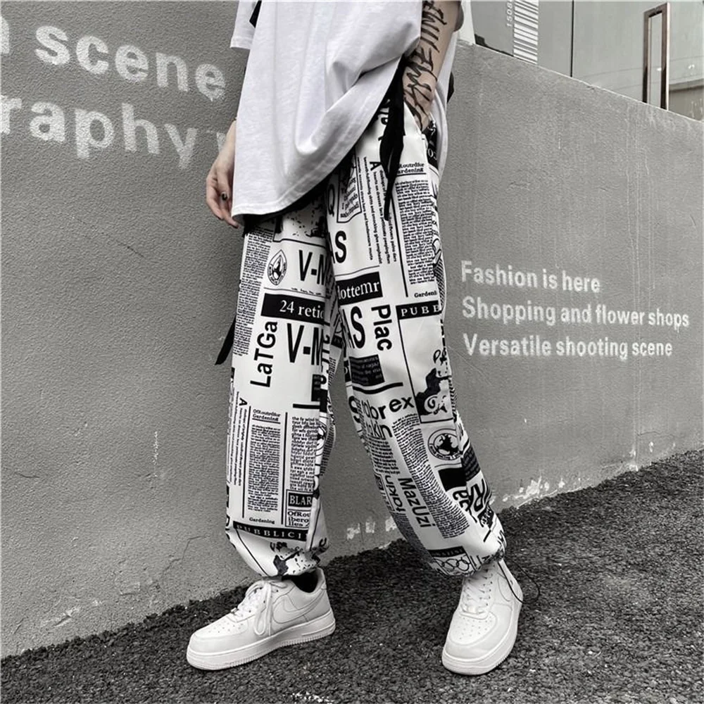 Retro Newspaper Patter Male Cargo Pants Men High Street Straight Dance Pants Men Casual Loose Sweatpants Male Harajuk Streetwear slim fit cargo pants