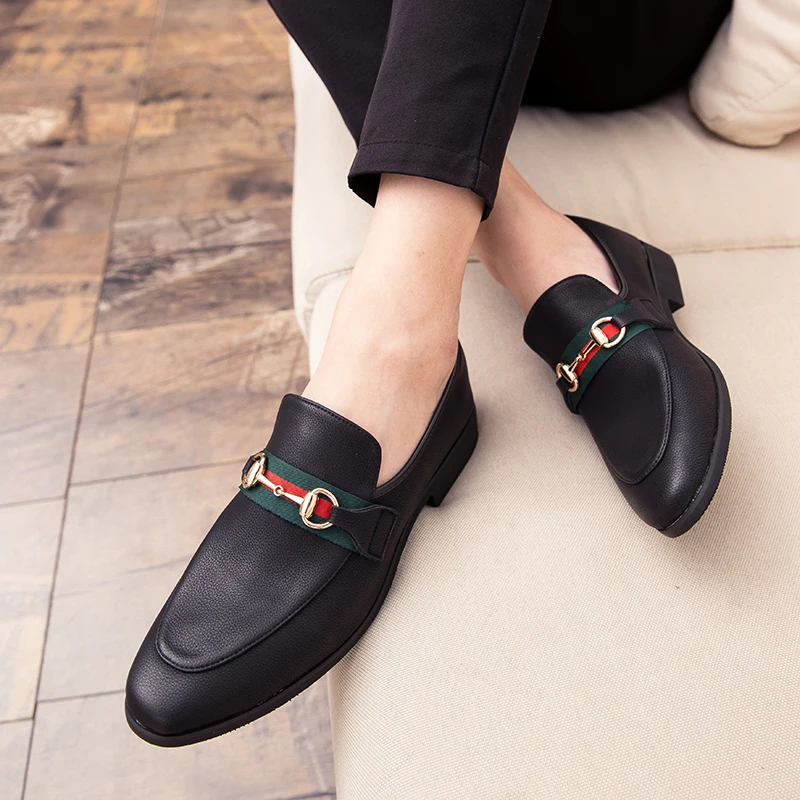 

2019 Pointed Toe Mens Dress Shoes Business Leather Luxury Wedding Loafer Floral Print Men Flats Office Party Formal Shoes